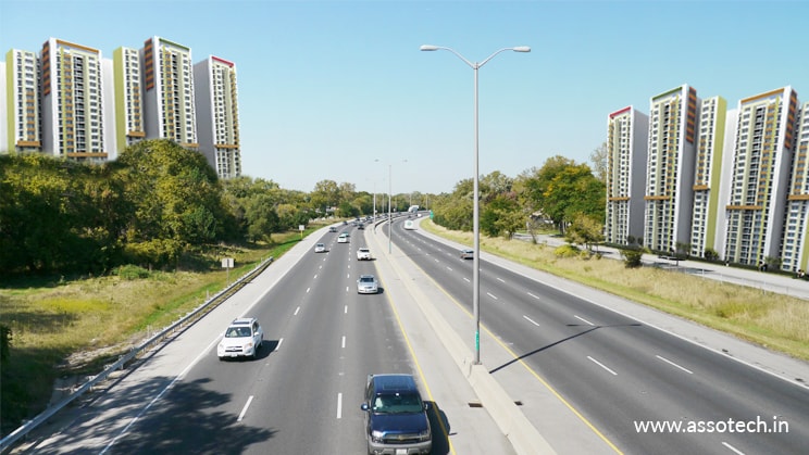 Why is Should You Choose Noida Expressway for Your Commercial Projects?